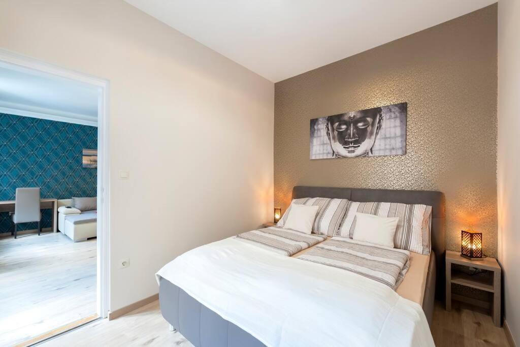 Smaragd Apartament *